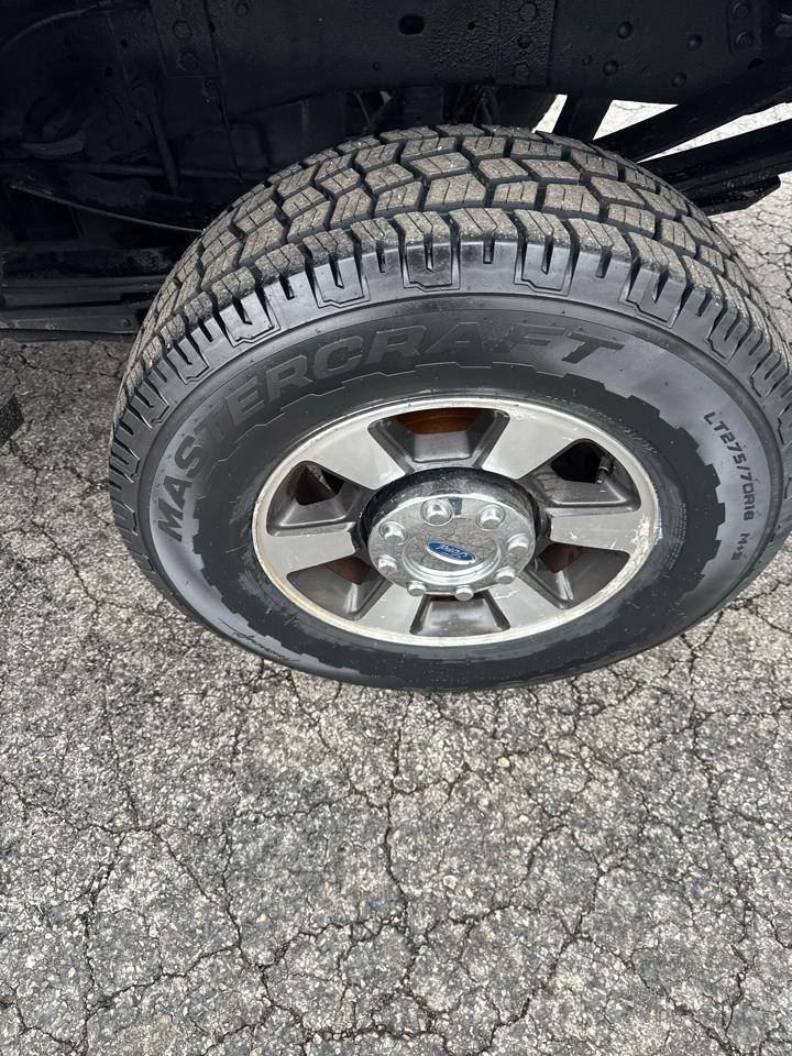 Ford Super Duty F-350 SRW 4WD Crew Cab 156" Lariat 2016