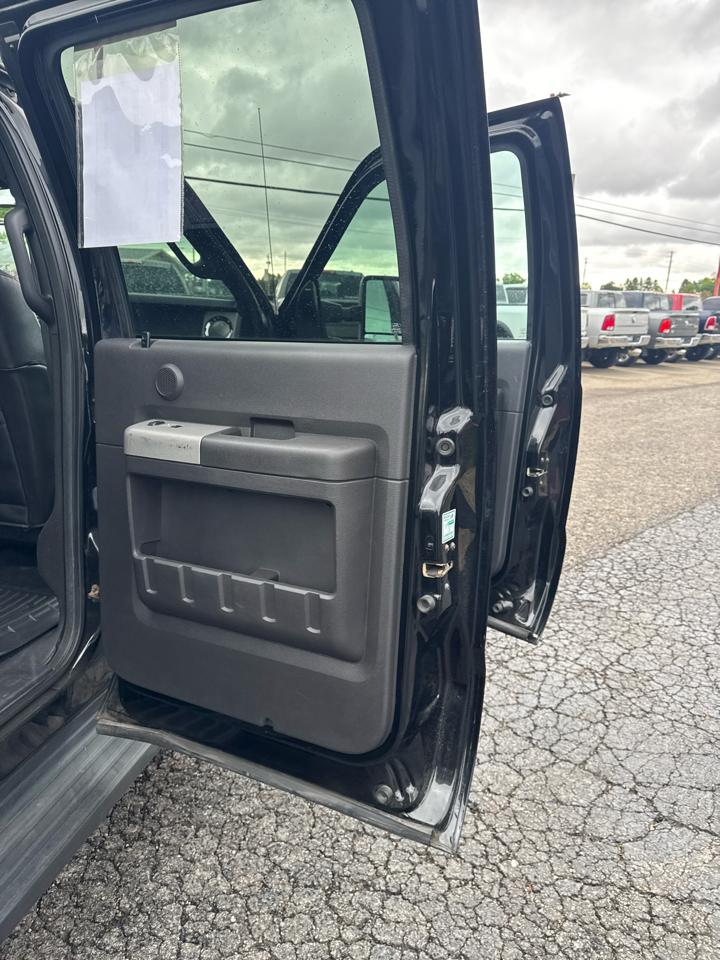 Ford Super Duty F-350 SRW 4WD Crew Cab 156" Lariat 2016