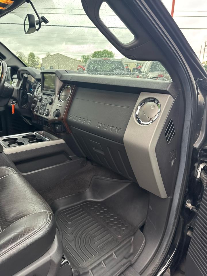 Ford Super Duty F-350 SRW 4WD Crew Cab 156" Lariat 2016