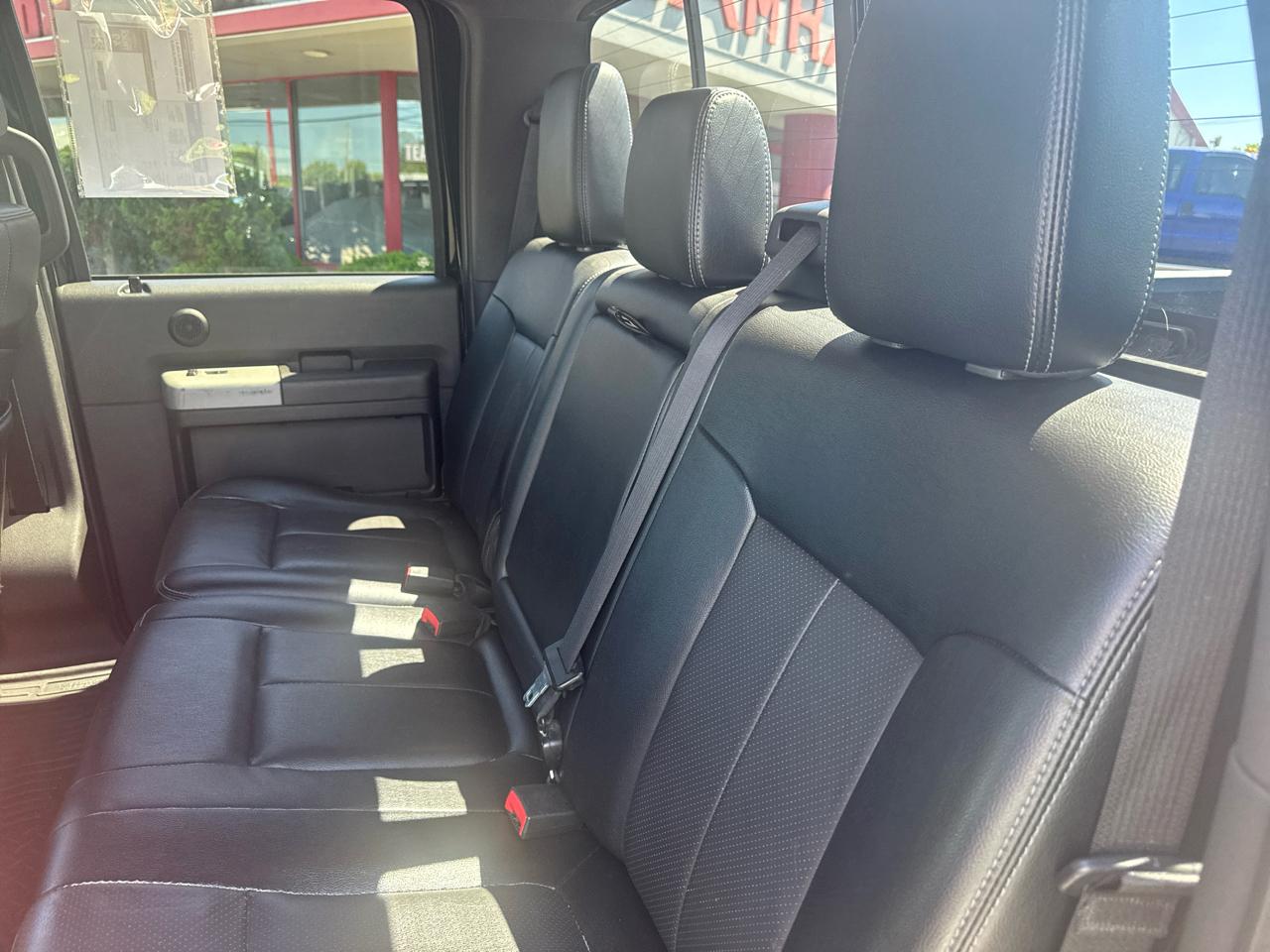 Ford Super Duty F-350 SRW 4WD Crew Cab 156" Lariat 2016
