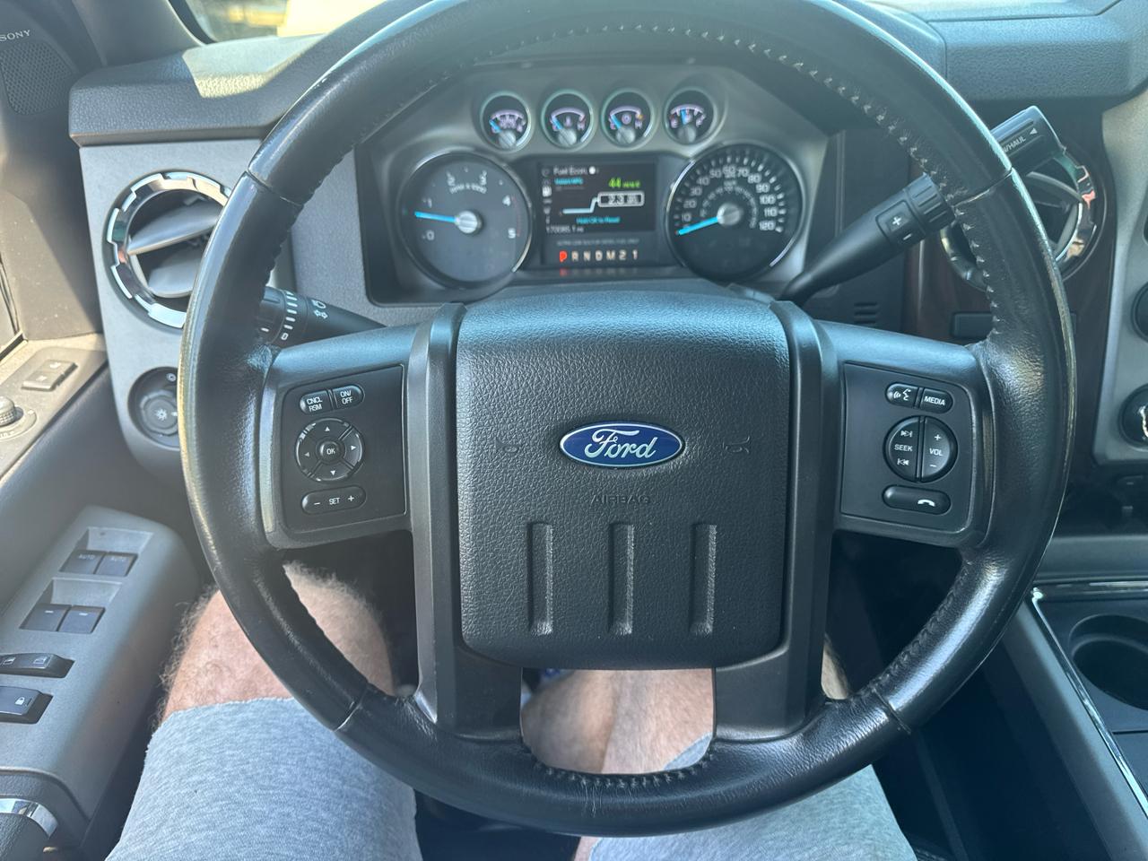 Ford Super Duty F-350 SRW 4WD Crew Cab 156" Lariat 2016