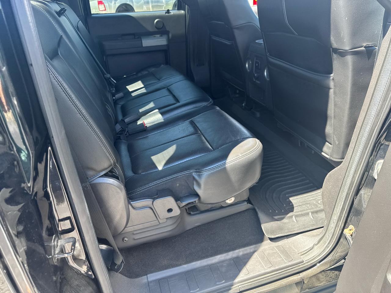 Ford Super Duty F-350 SRW 4WD Crew Cab 156" Lariat 2016
