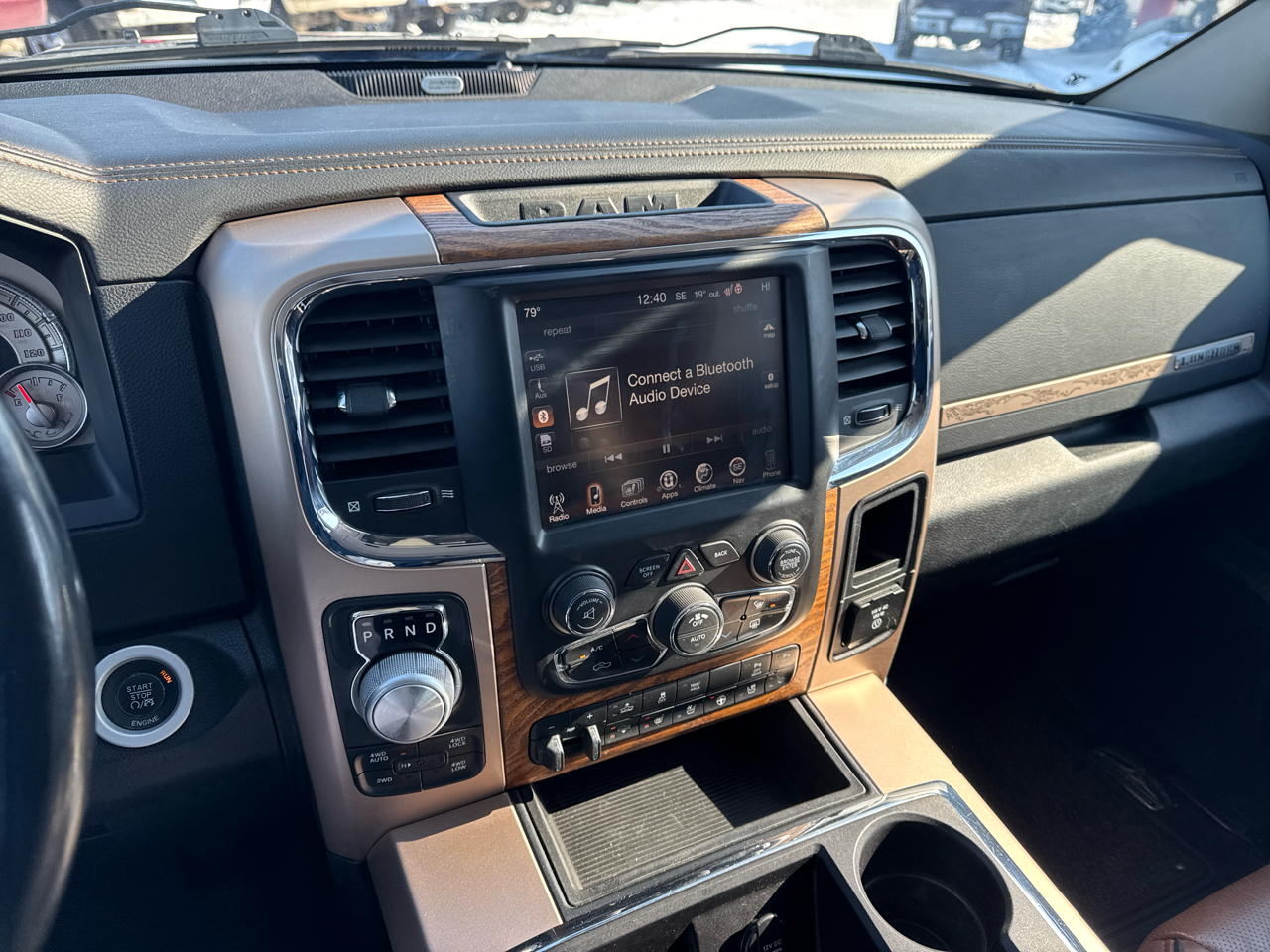 RAM 1500 4WD Crew Cab 140.5" Longhorn 2014