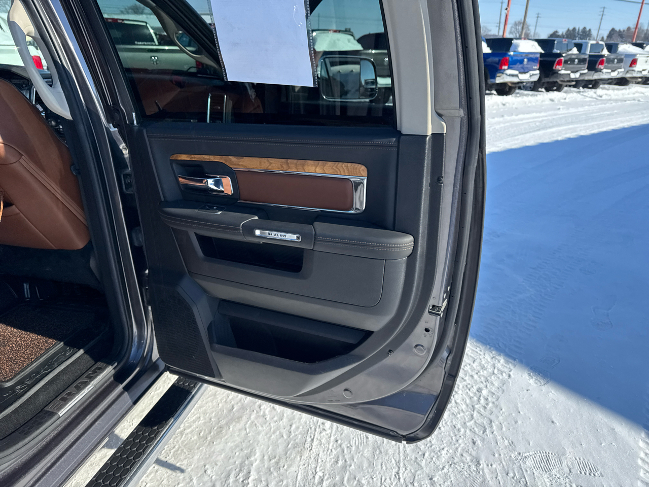 RAM 1500 4WD Crew Cab 140.5" Longhorn 2014