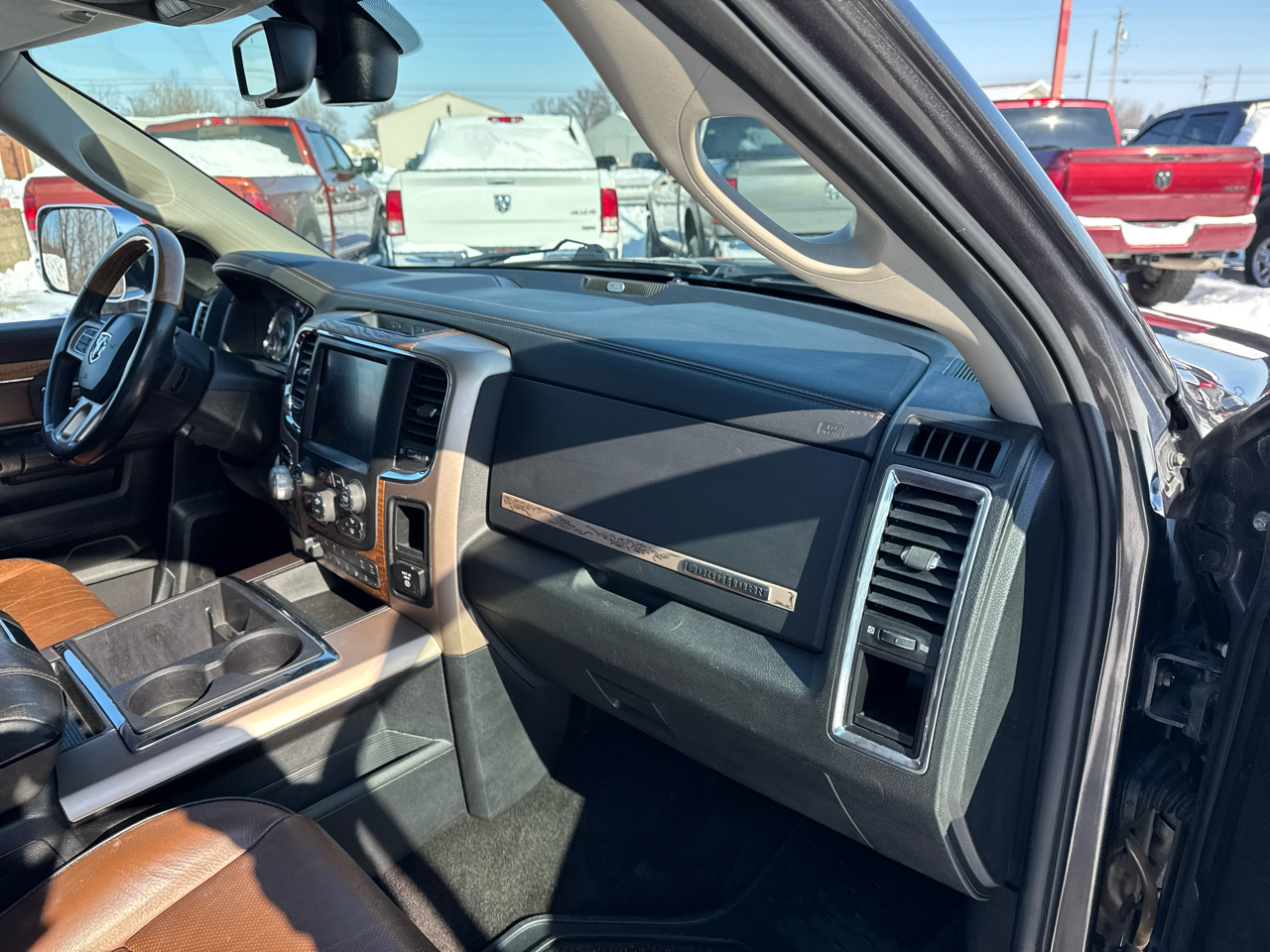 RAM 1500 4WD Crew Cab 140.5" Longhorn 2014