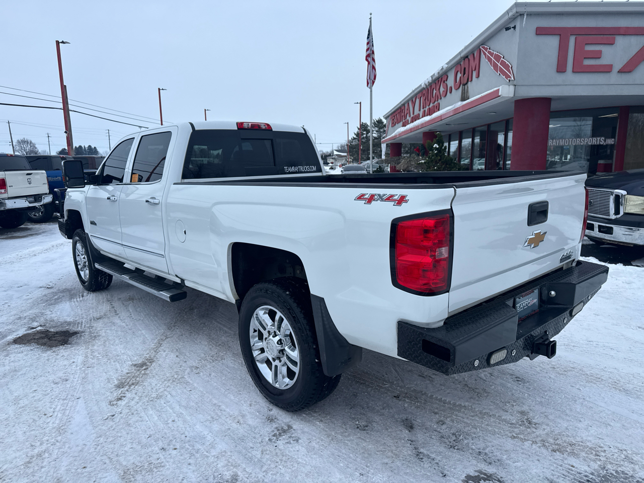 Chevrolet Silverado 2500HD 4WD Crew Cab 167" High Country 2016