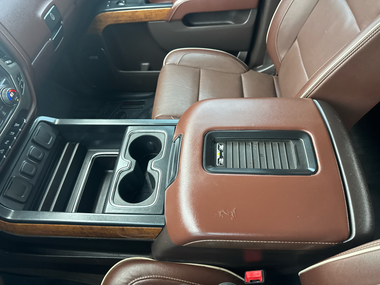 Chevrolet Silverado 2500HD 4WD Crew Cab 167" High Country 2016