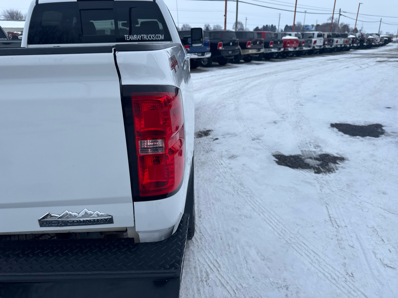 Chevrolet Silverado 2500HD 4WD Crew Cab 167" High Country 2016