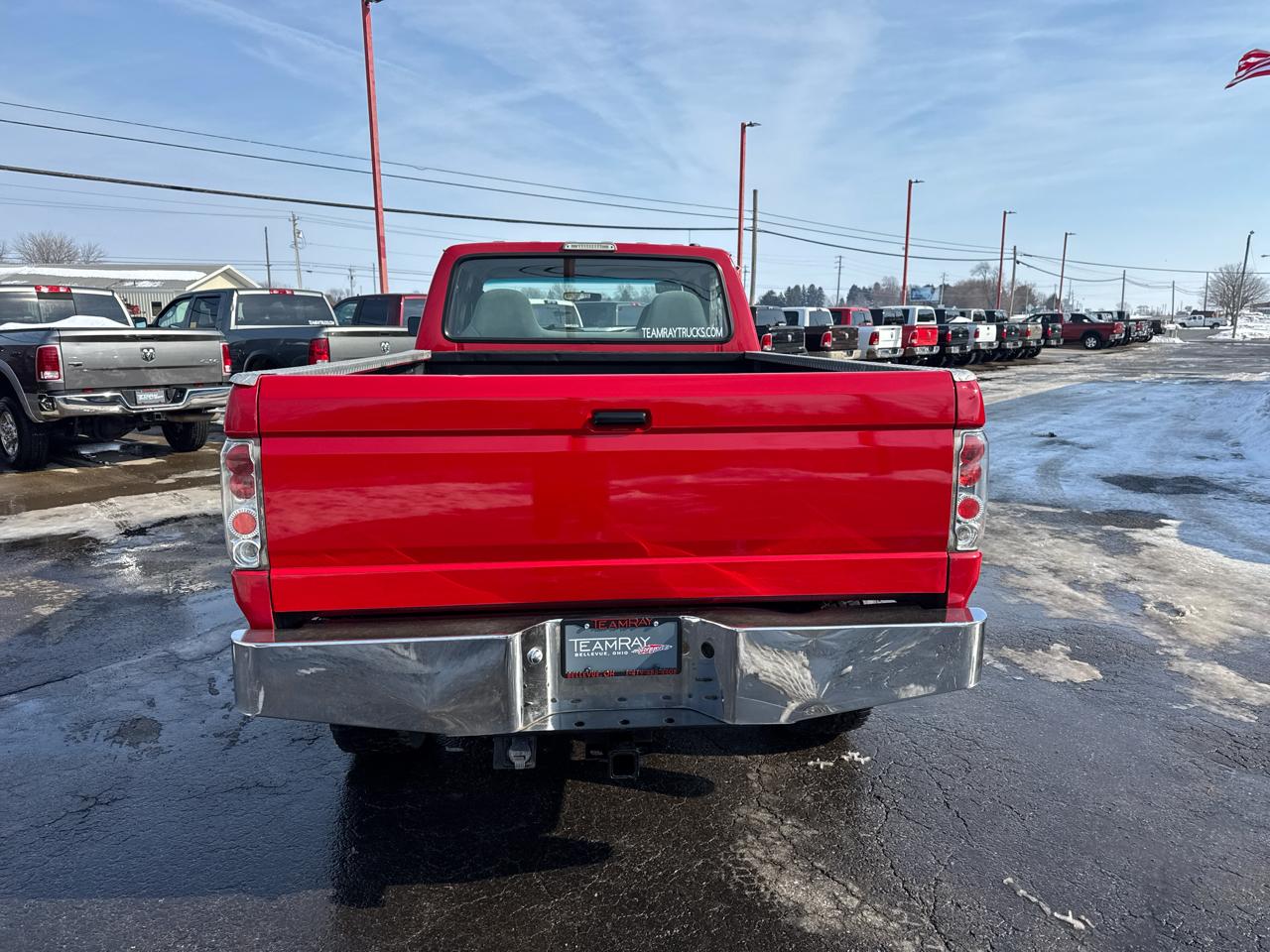 Ford F-350 Crew Cab 4dr 168.4" WB SRW 4WD 1997