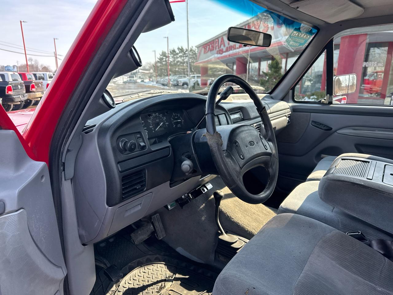 Ford F-350 Crew Cab 4dr 168.4" WB SRW 4WD 1997