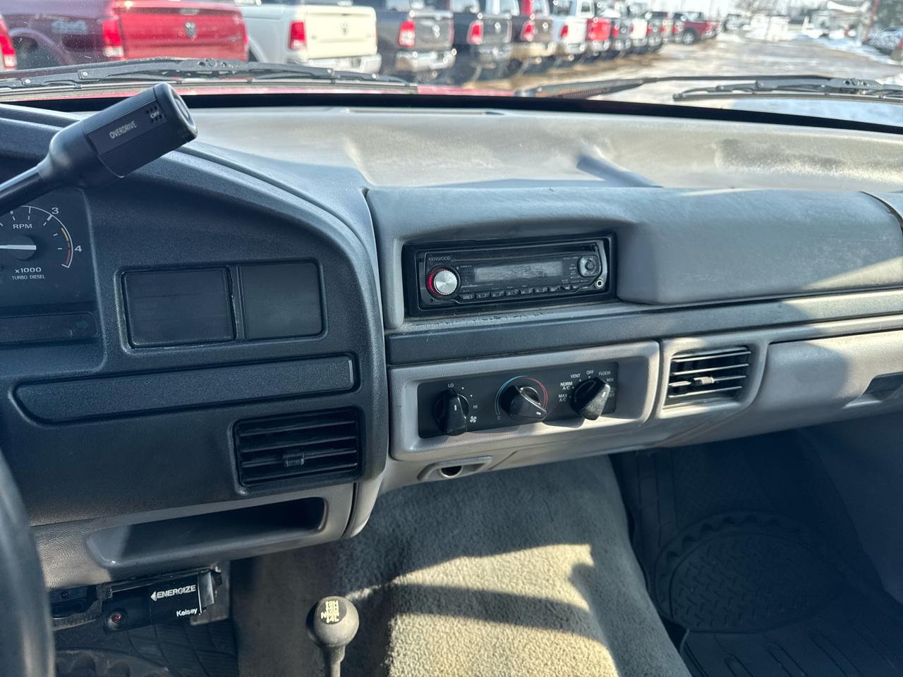 Ford F-350 Crew Cab 4dr 168.4" WB SRW 4WD 1997