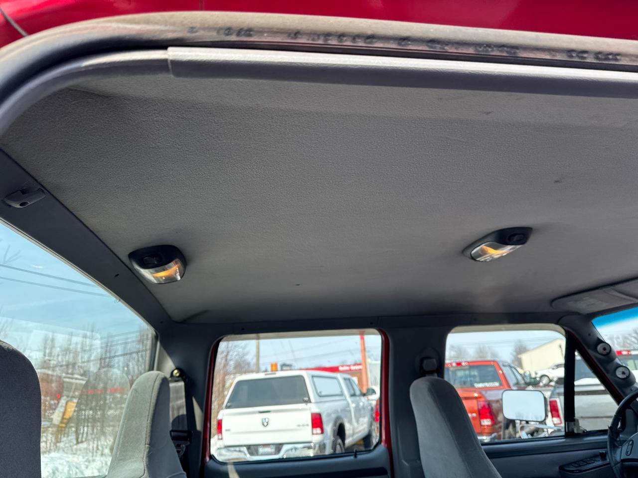 Ford F-350 Crew Cab 4dr 168.4" WB SRW 4WD 1997