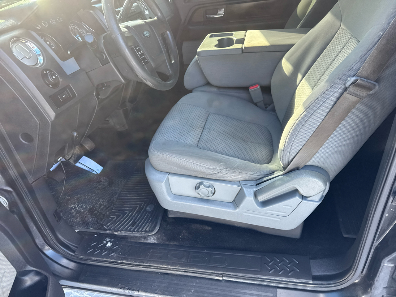 Ford F-150 4WD SuperCrew 145" FX4 2014