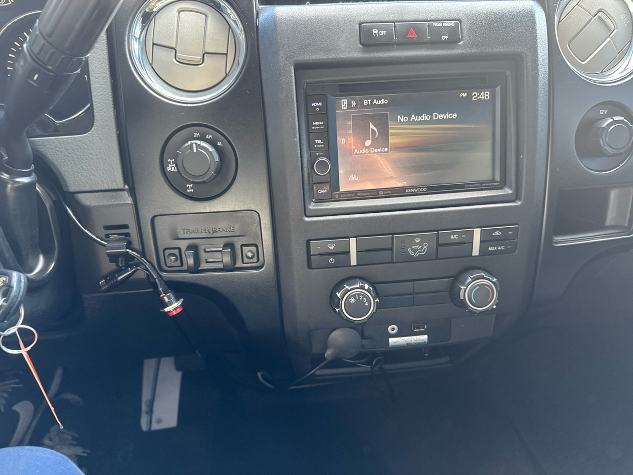 Ford F-150 4WD SuperCrew 145" FX4 2014