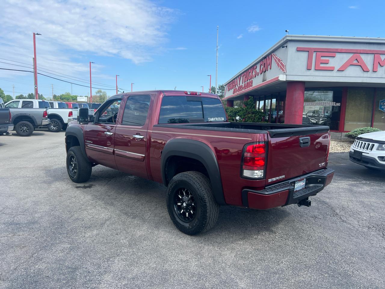 GMC Sierra 1500 4WD Crew Cab 143.5" Denali 2009