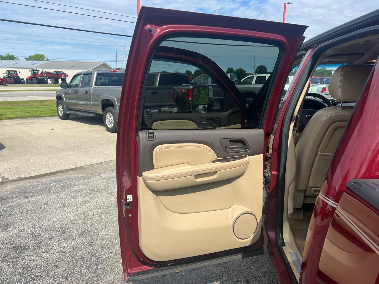 GMC Sierra 1500 4WD Crew Cab 143.5" Denali 2009