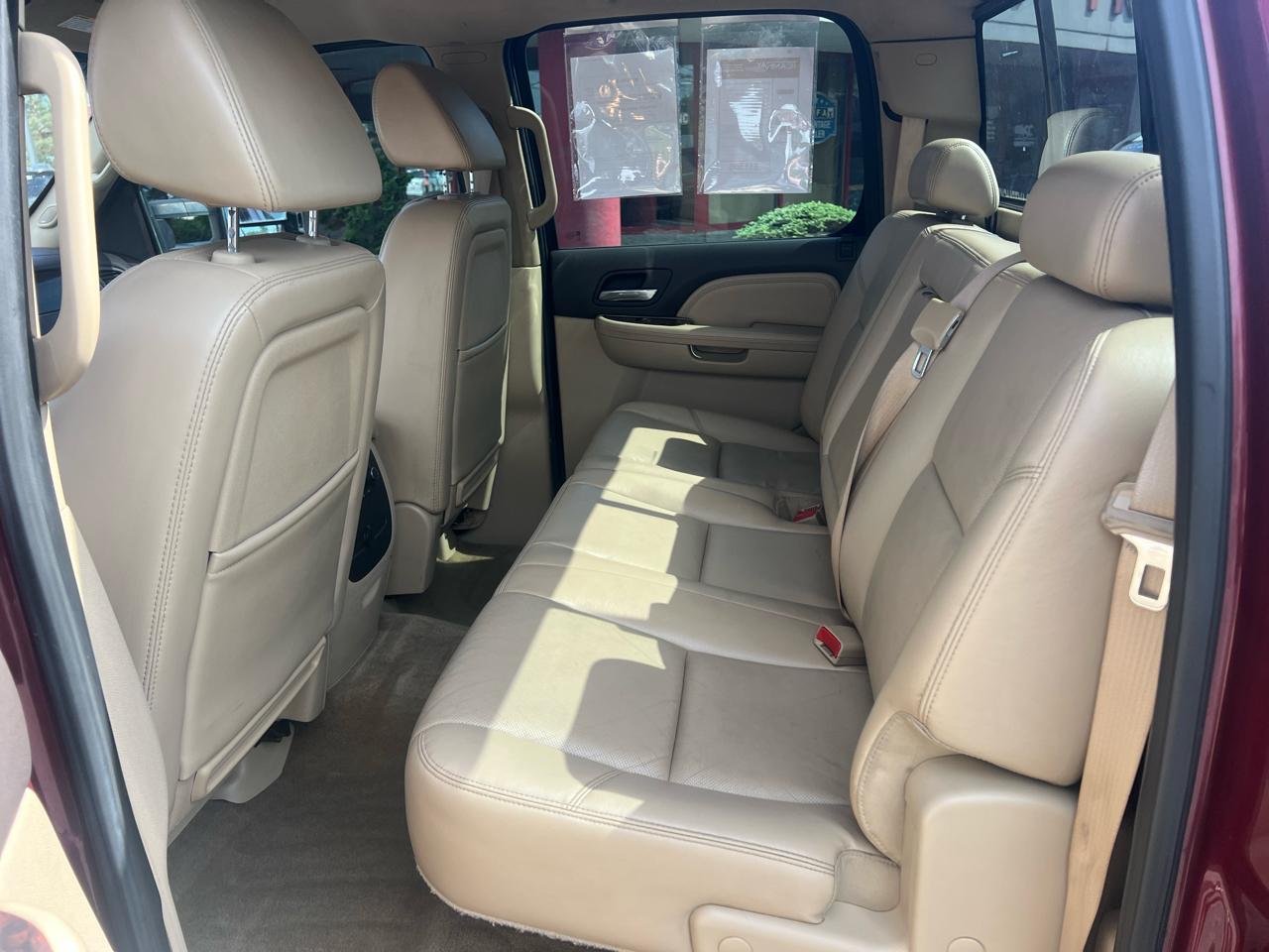 GMC Sierra 1500 4WD Crew Cab 143.5" Denali 2009