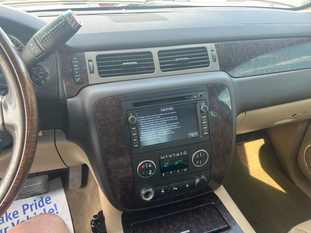 GMC Sierra 1500 4WD Crew Cab 143.5" Denali 2009
