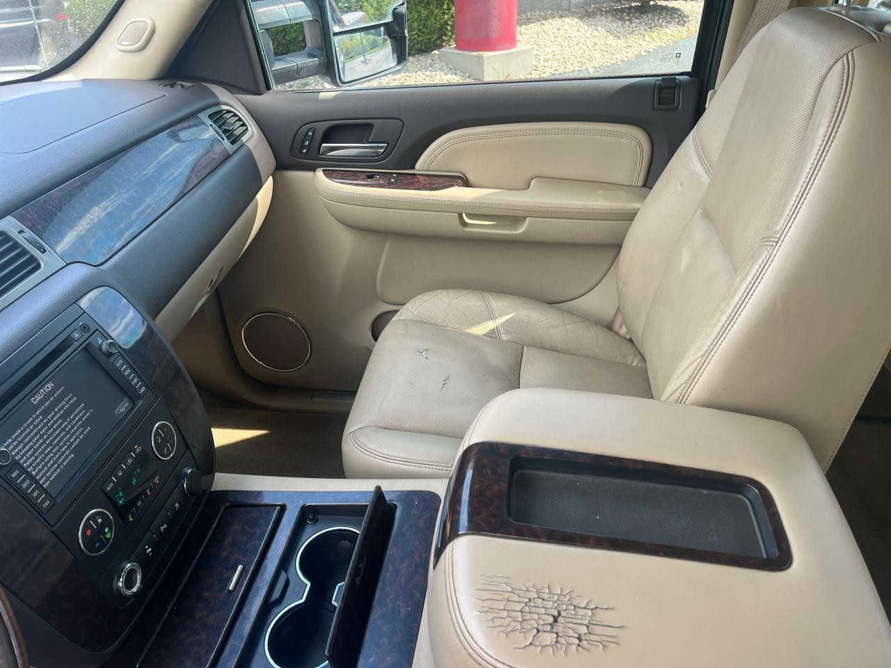 GMC Sierra 1500 4WD Crew Cab 143.5" Denali 2009