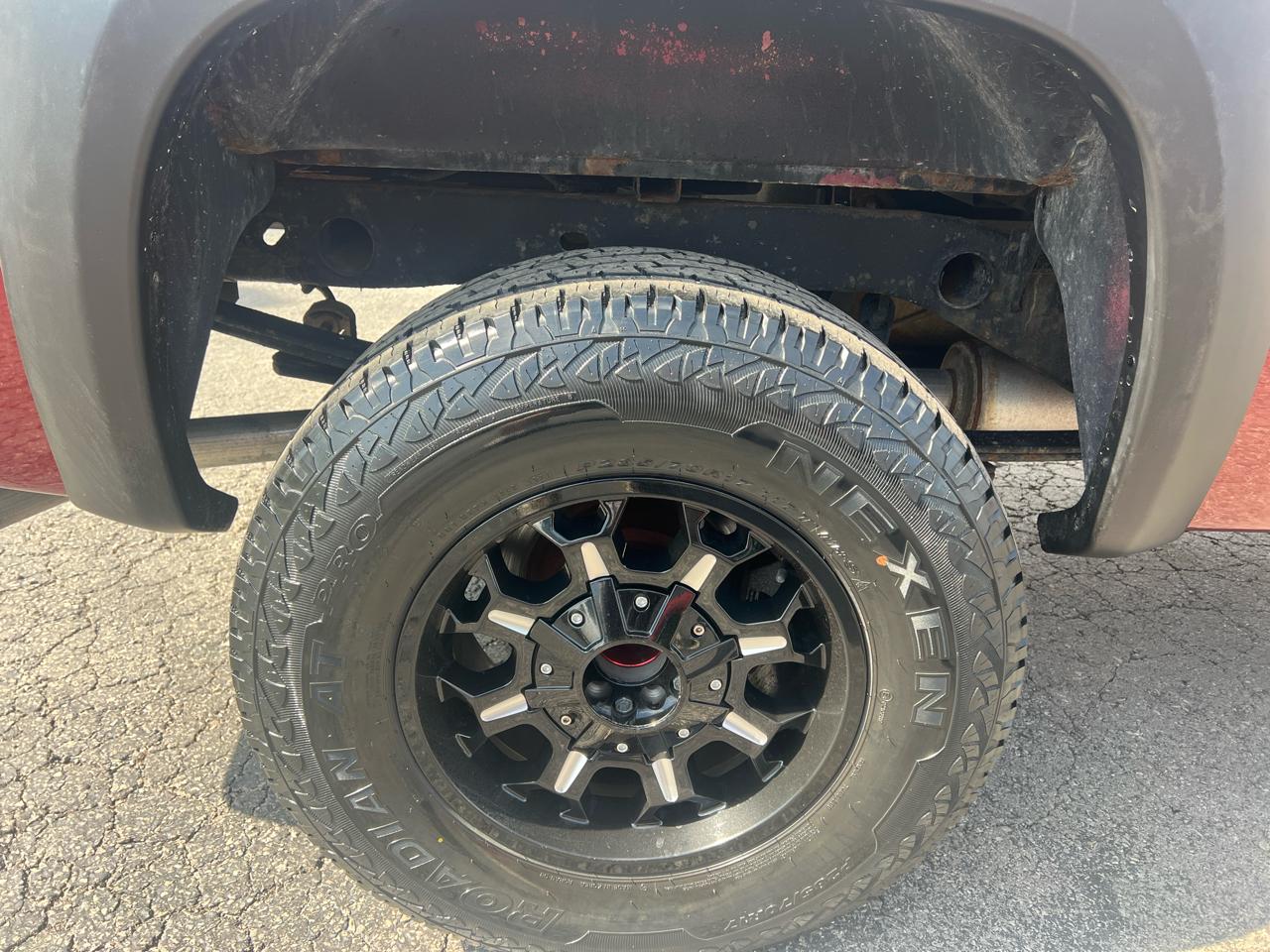 GMC Sierra 1500 4WD Crew Cab 143.5" Denali 2009