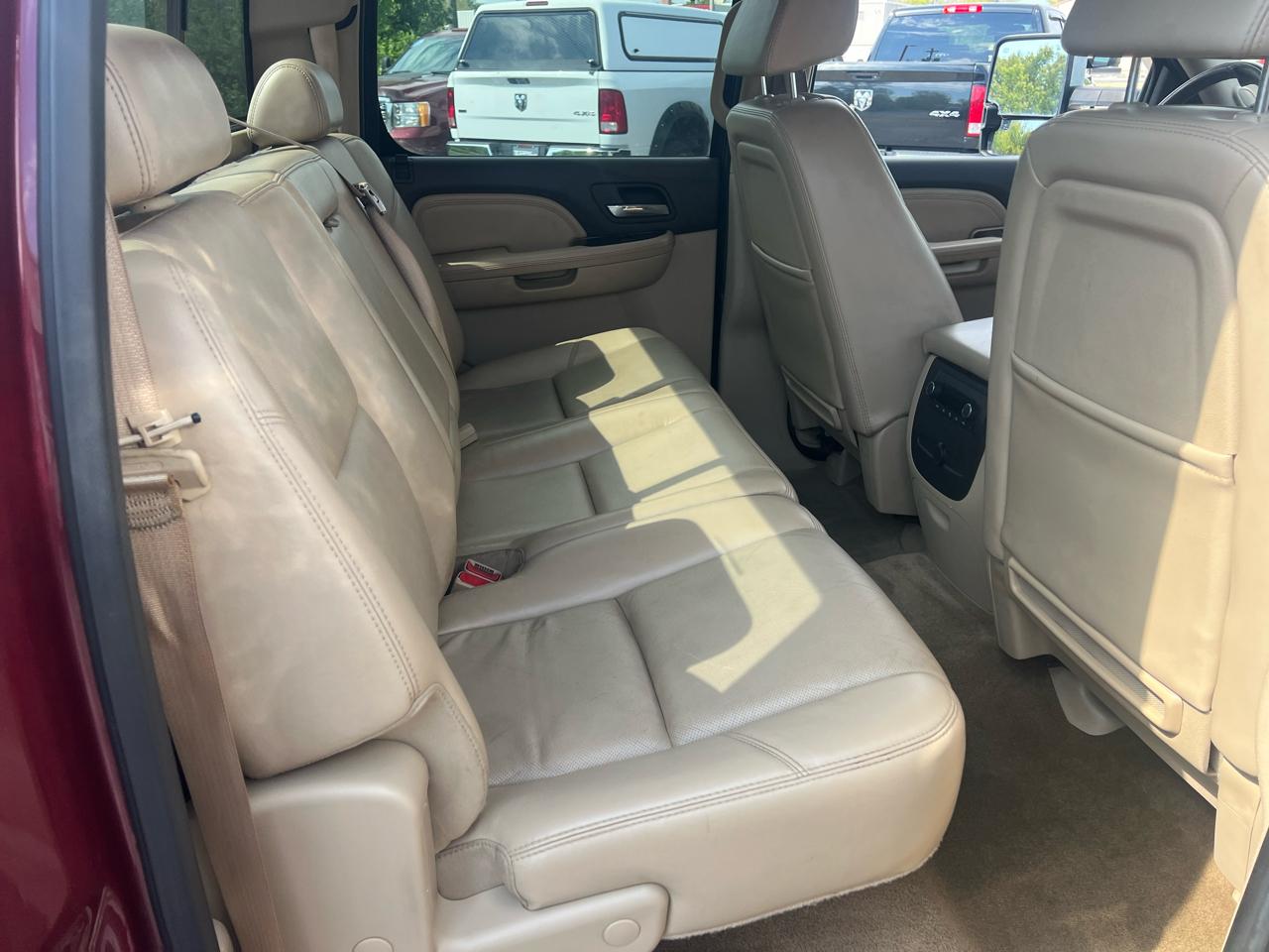 GMC Sierra 1500 4WD Crew Cab 143.5" Denali 2009