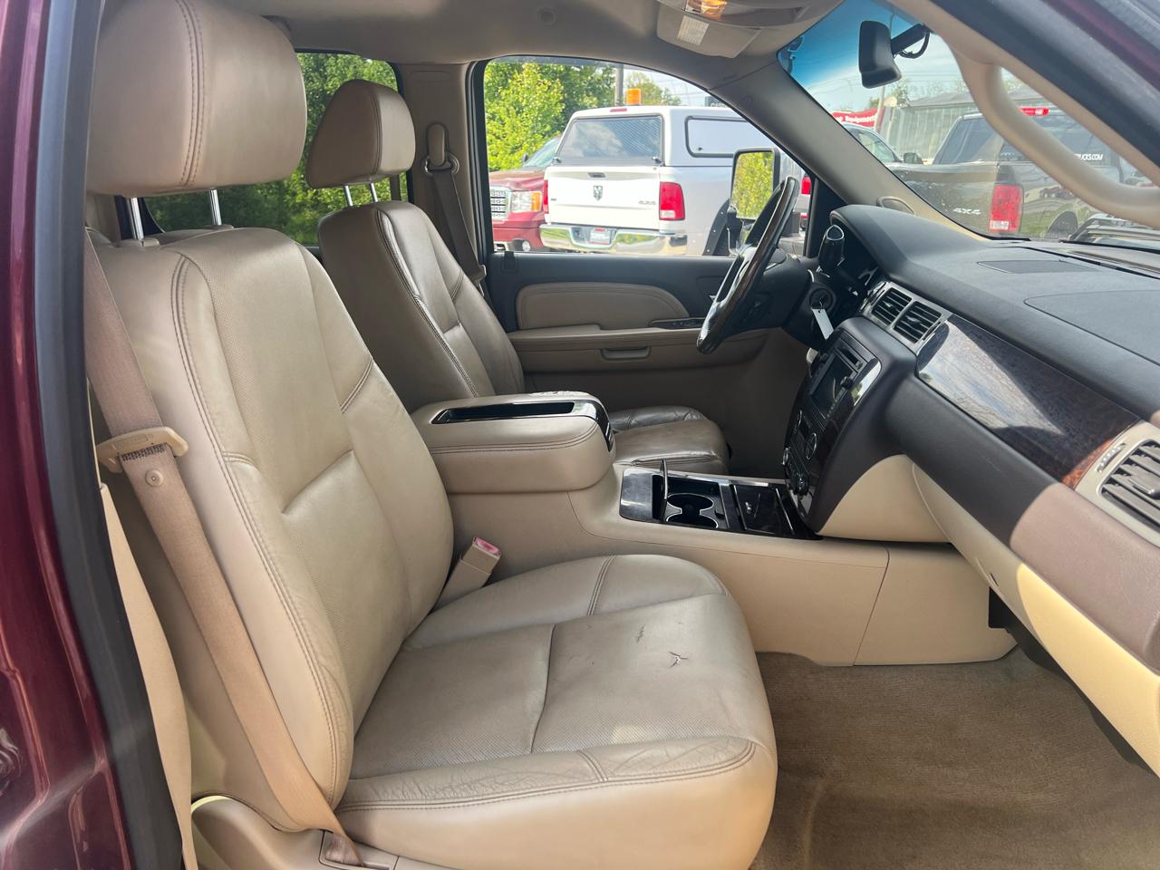 GMC Sierra 1500 4WD Crew Cab 143.5" Denali 2009