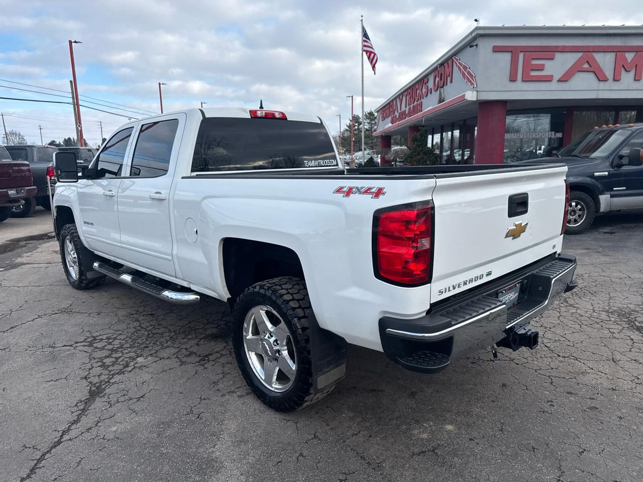 Chevrolet Silverado 2500HD Built After Aug 14 4WD Crew Cab 153.7" LT 2015