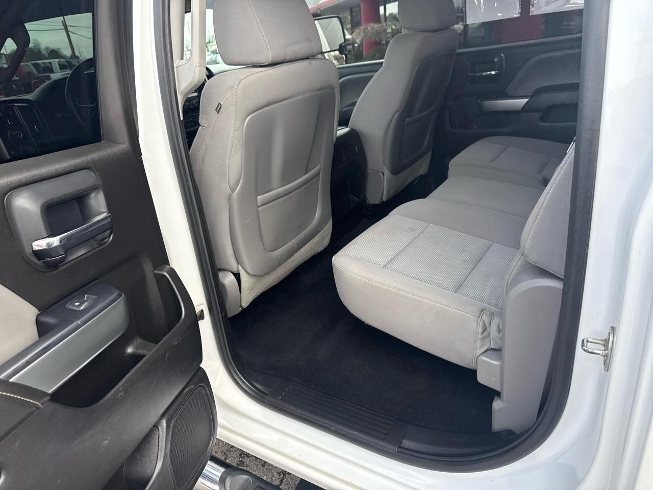 Chevrolet Silverado 2500HD Built After Aug 14 4WD Crew Cab 153.7" LT 2015