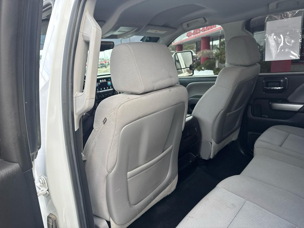 Chevrolet Silverado 2500HD Built After Aug 14 4WD Crew Cab 153.7" LT 2015