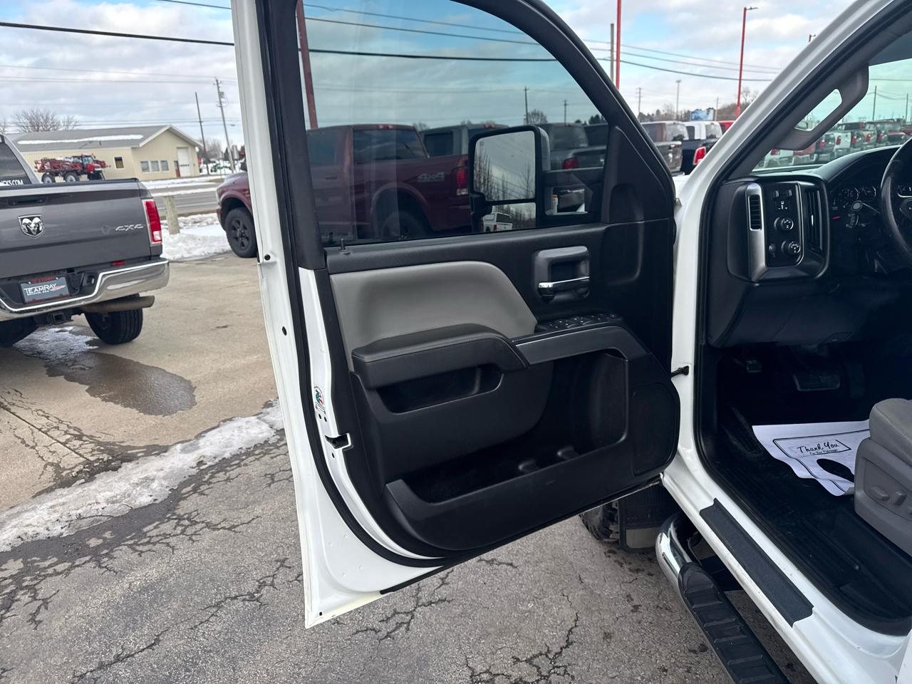 Chevrolet Silverado 2500HD Built After Aug 14 4WD Crew Cab 153.7" LT 2015