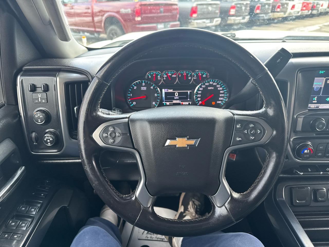 Chevrolet Silverado 2500HD Built After Aug 14 4WD Crew Cab 153.7" LT 2015