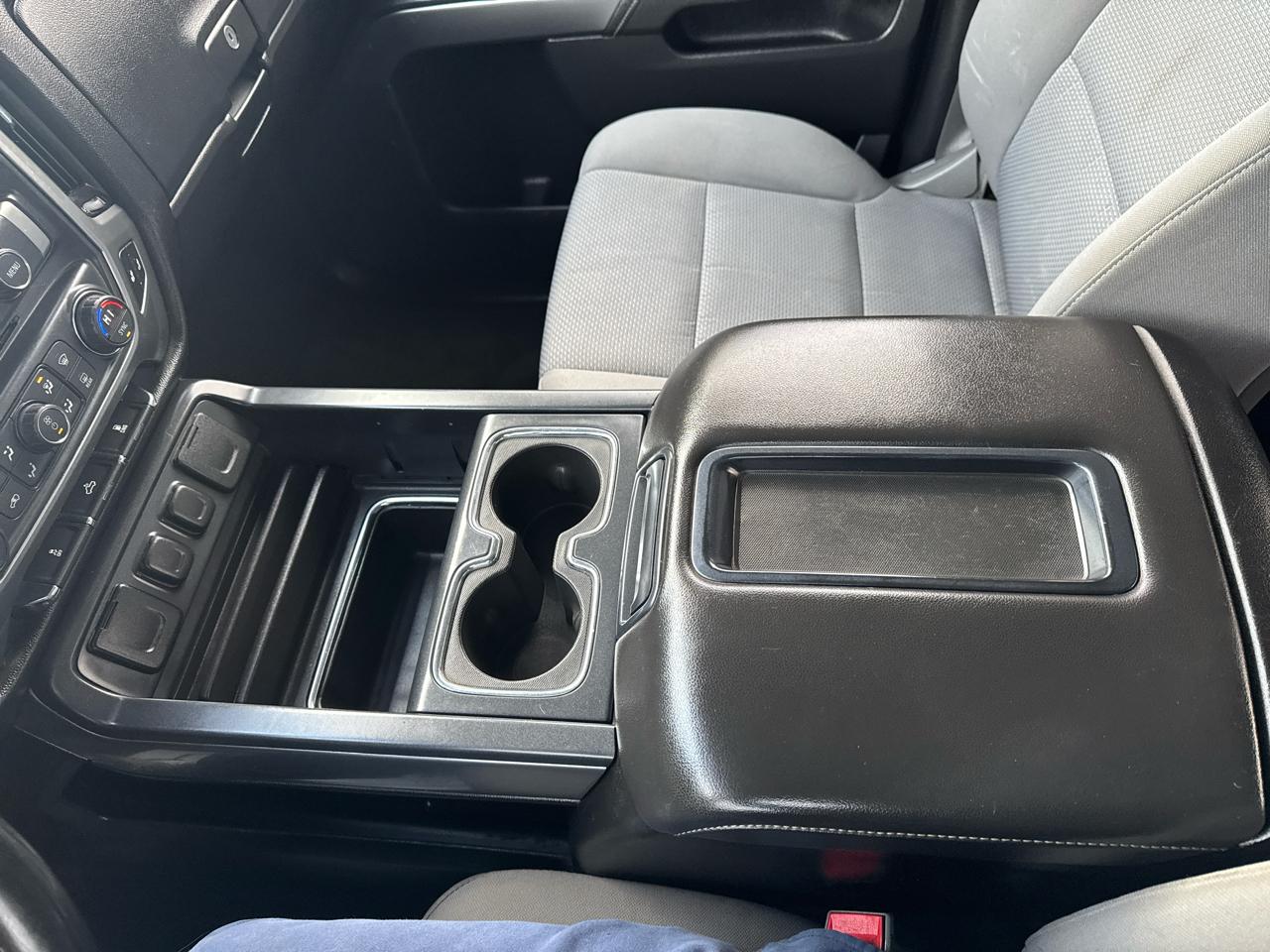 Chevrolet Silverado 2500HD Built After Aug 14 4WD Crew Cab 153.7" LT 2015