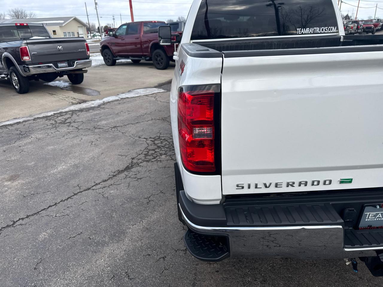 Chevrolet Silverado 2500HD Built After Aug 14 4WD Crew Cab 153.7" LT 2015