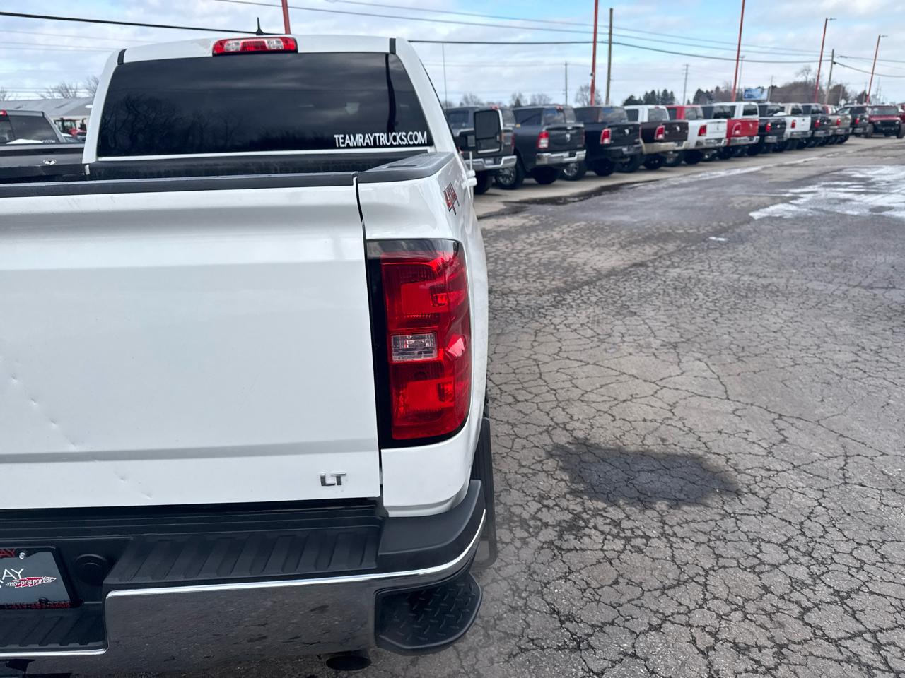 Chevrolet Silverado 2500HD Built After Aug 14 4WD Crew Cab 153.7" LT 2015