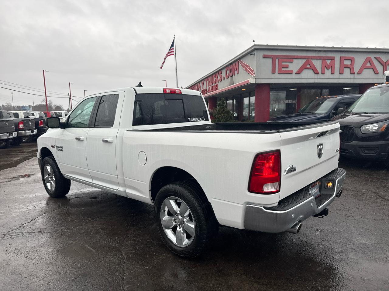 RAM 1500 Big Horn 4x4 Quad Cab 6'4" Box 2017