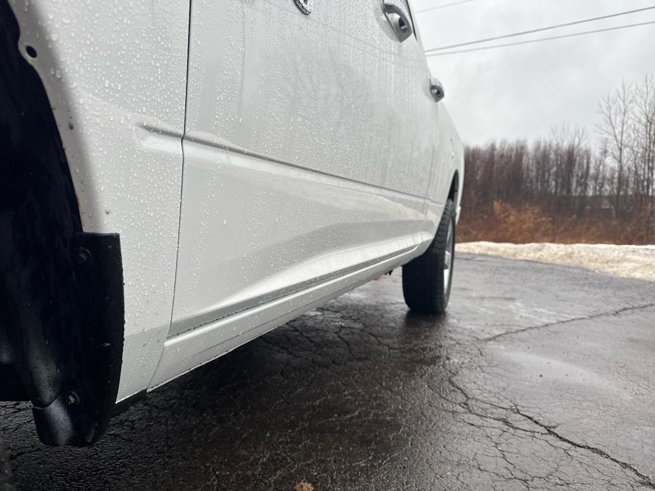 RAM 1500 Big Horn 4x4 Quad Cab 6'4" Box 2017