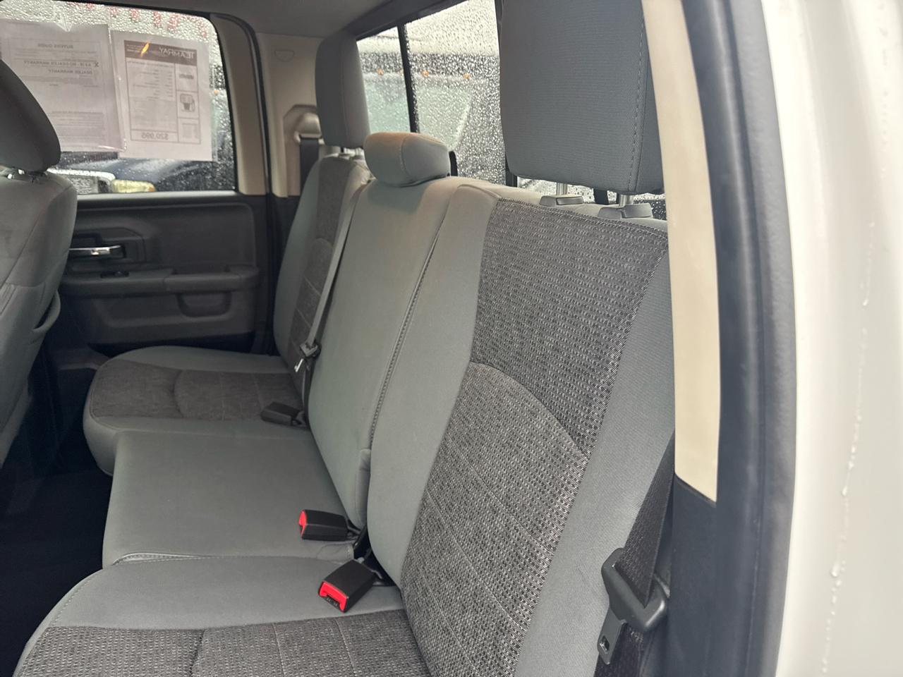 RAM 1500 Big Horn 4x4 Quad Cab 6'4" Box 2017