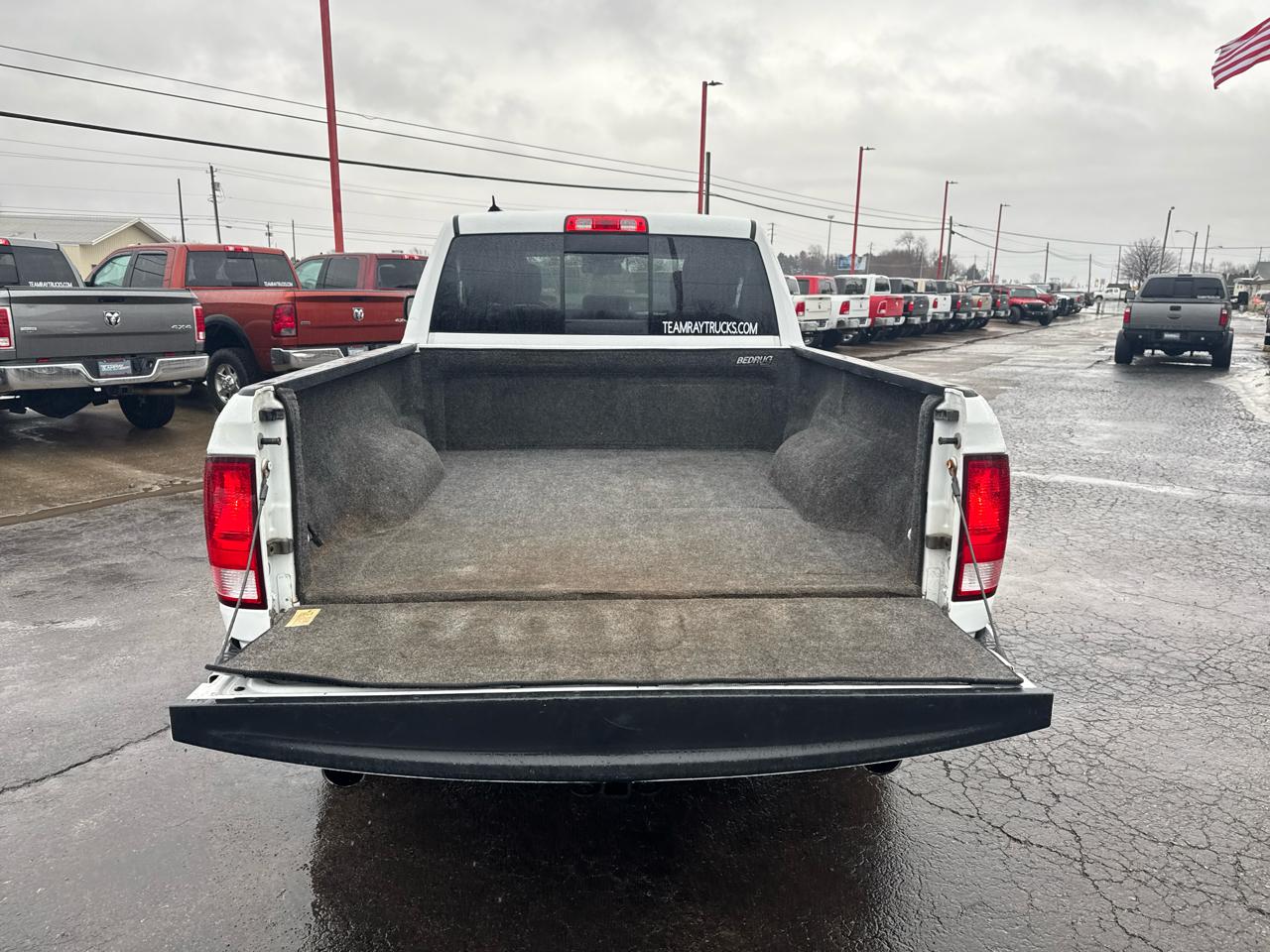 RAM 1500 Big Horn 4x4 Quad Cab 6'4" Box 2017