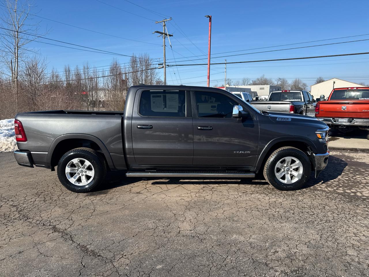 RAM 1500 Laramie 4x4 Crew Cab 5'7" Box 2019