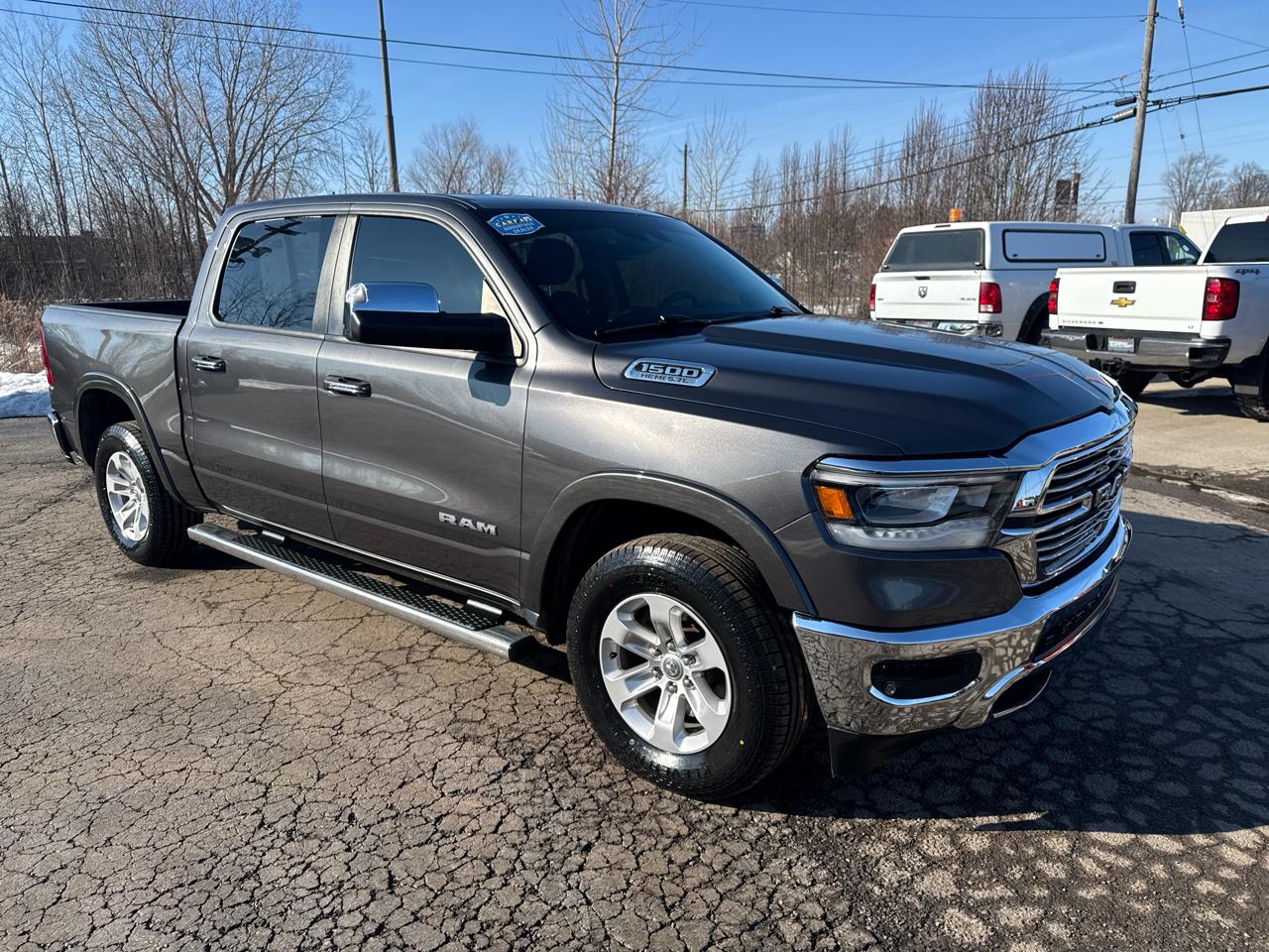 RAM 1500 Laramie 4x4 Crew Cab 5'7" Box 2019