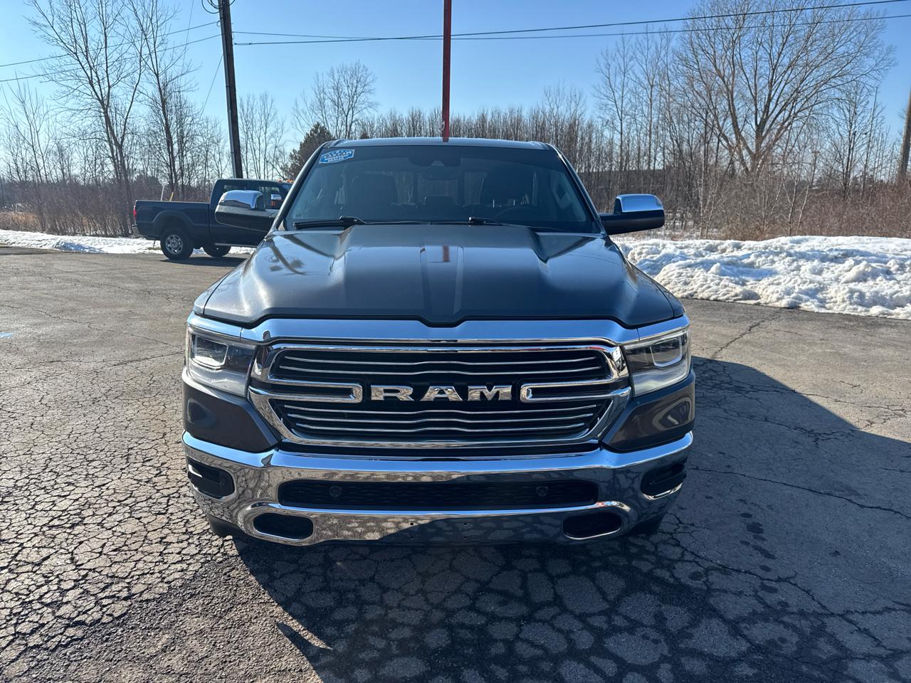 RAM 1500 Laramie 4x4 Crew Cab 5'7" Box 2019