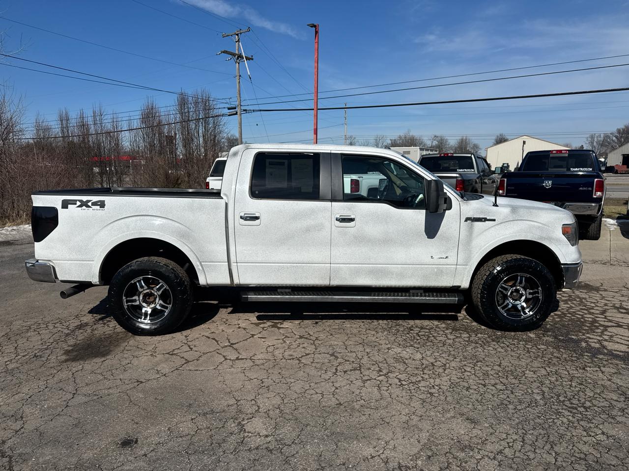 Ford F-150 4WD SuperCrew 145" Lariat 2013