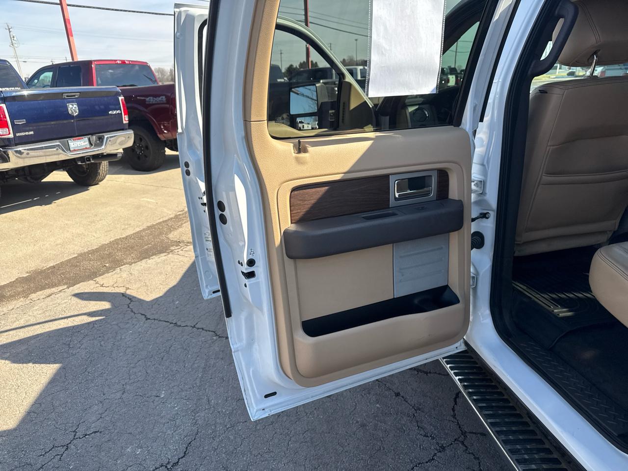 Ford F-150 4WD SuperCrew 145" Lariat 2013