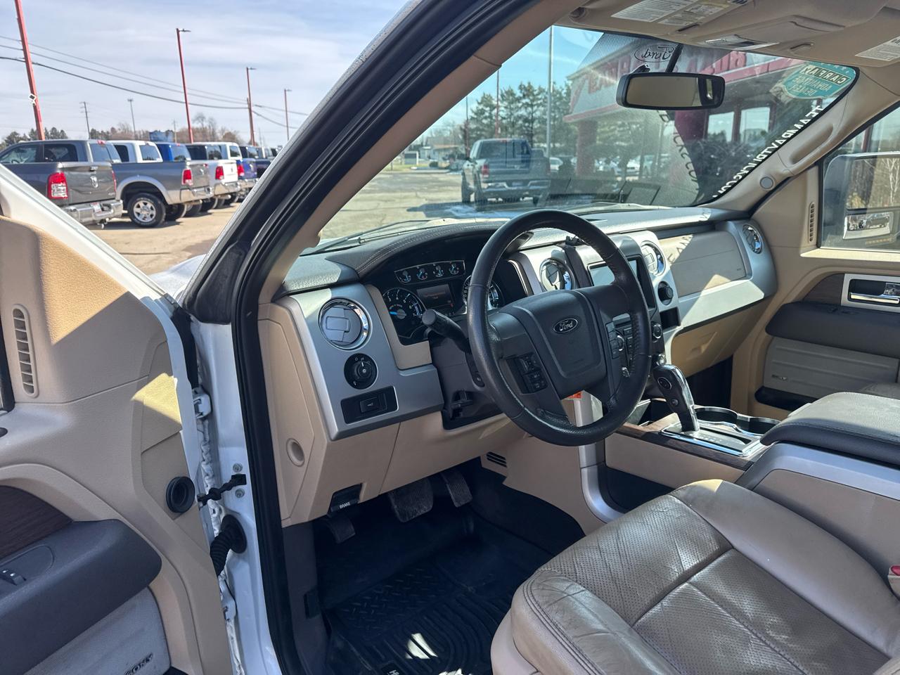 Ford F-150 4WD SuperCrew 145" Lariat 2013