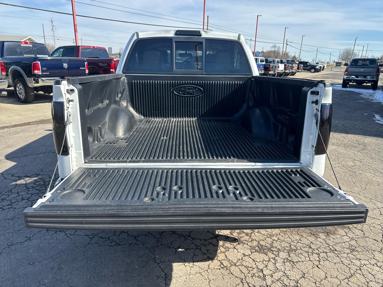 Ford F-150 4WD SuperCrew 145" Lariat 2013