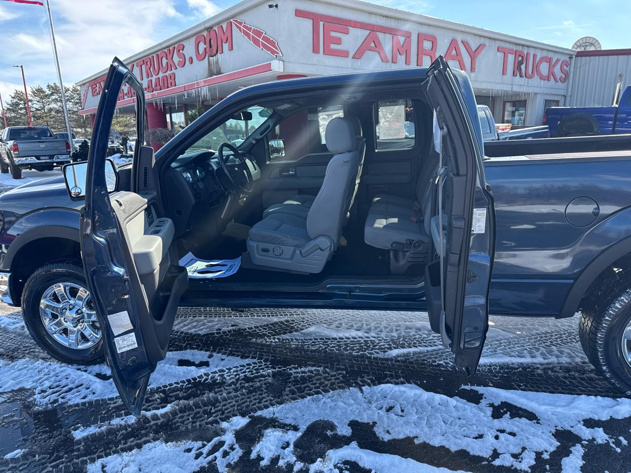 Ford F-150 4WD SuperCab 145" XLT 2013