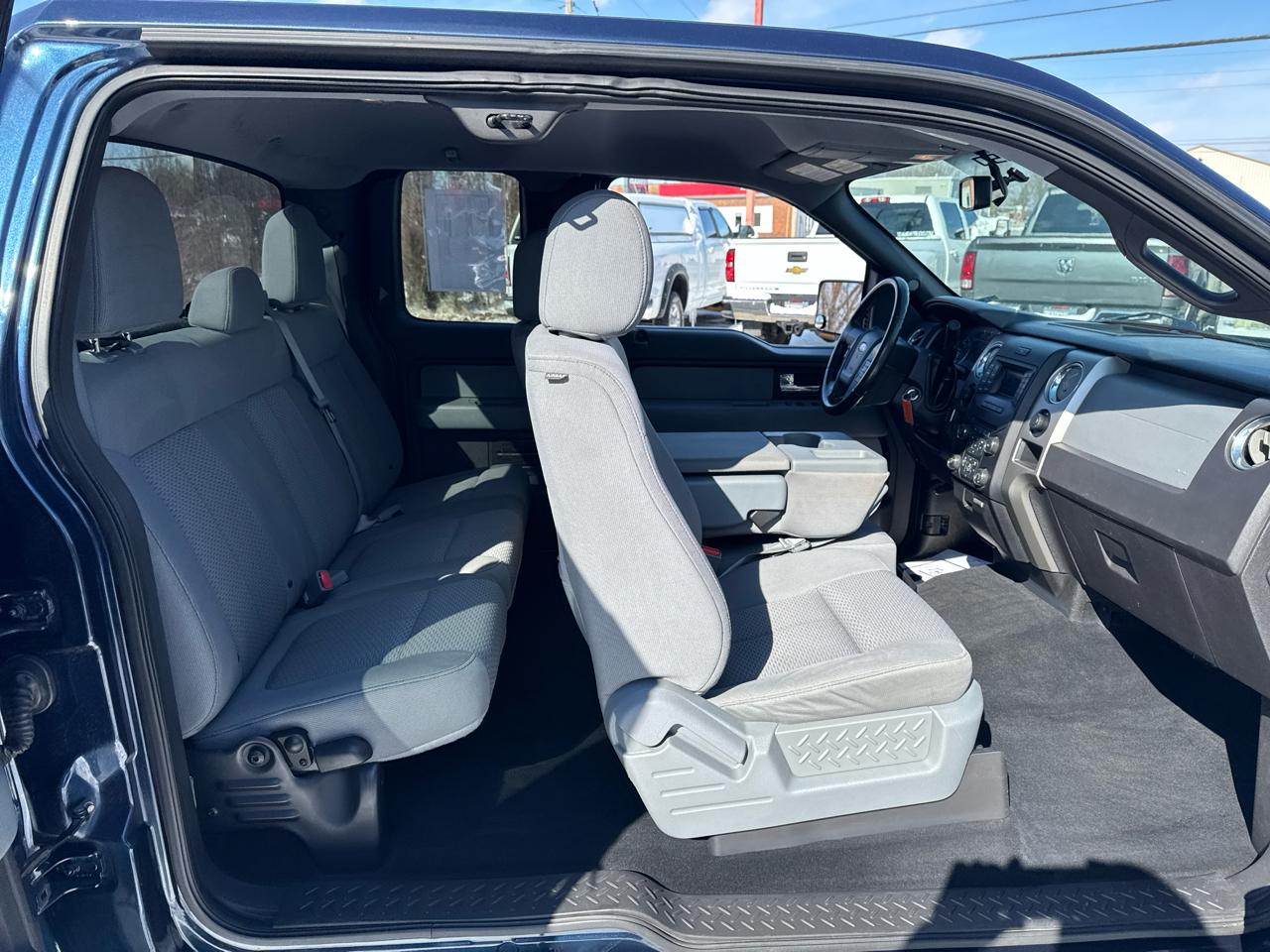 Ford F-150 4WD SuperCab 145" XLT 2013