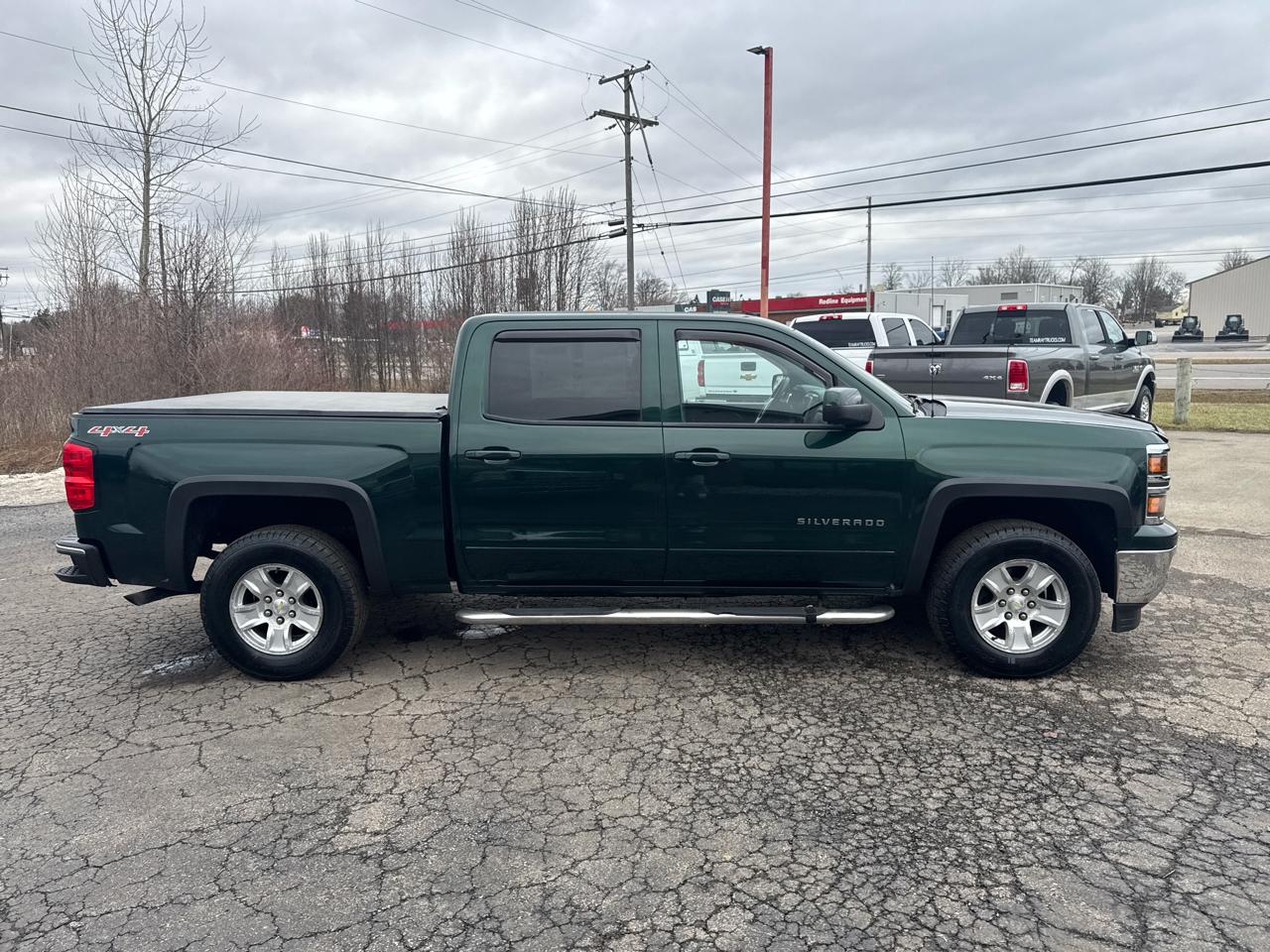 Chevrolet Silverado 1500 4WD Crew Cab 143.5" LT w/1LT 2015