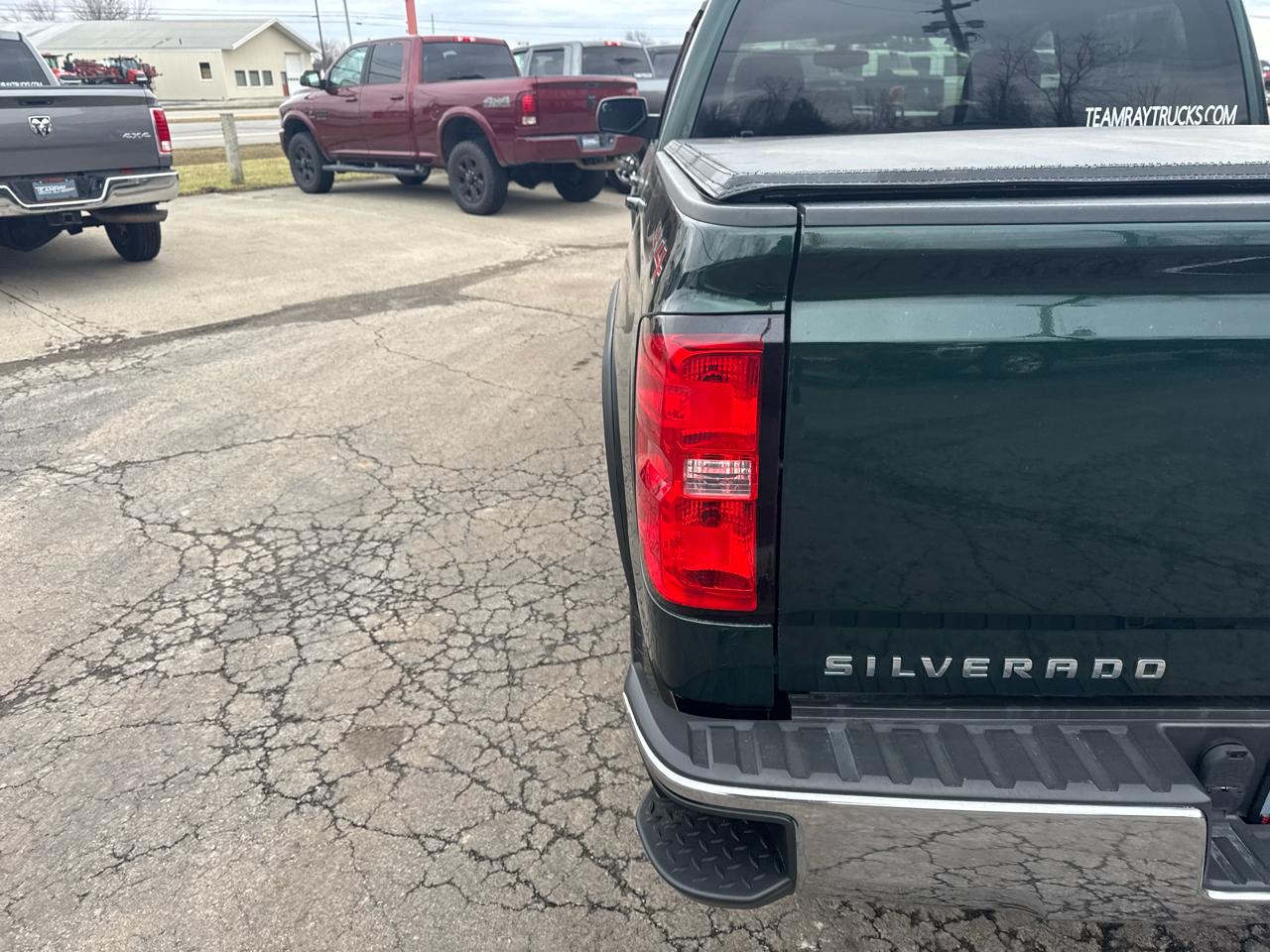 Chevrolet Silverado 1500 4WD Crew Cab 143.5" LT w/1LT 2015