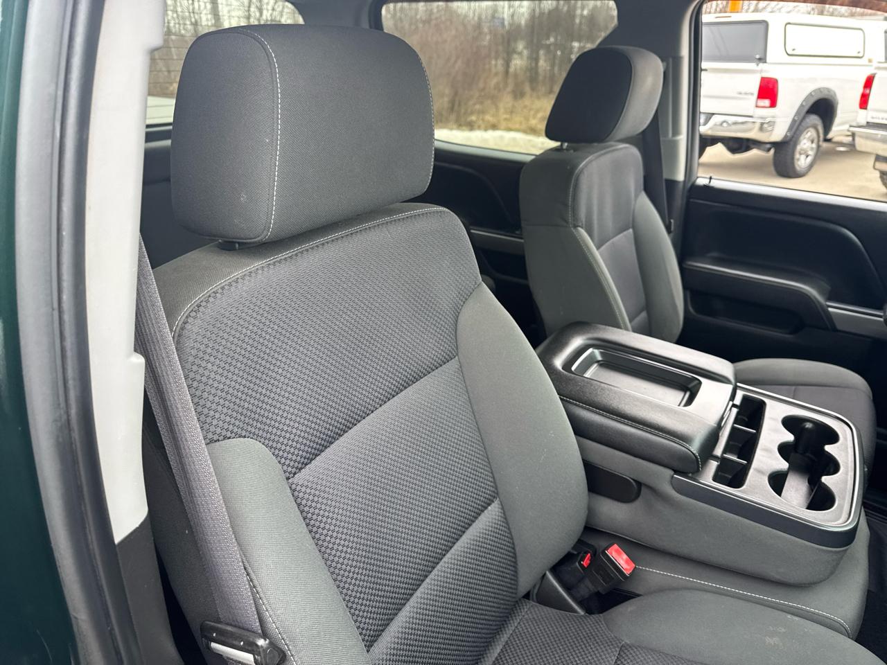 Chevrolet Silverado 1500 4WD Crew Cab 143.5" LT w/1LT 2015